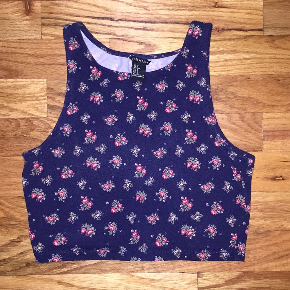 Navy printed crop top